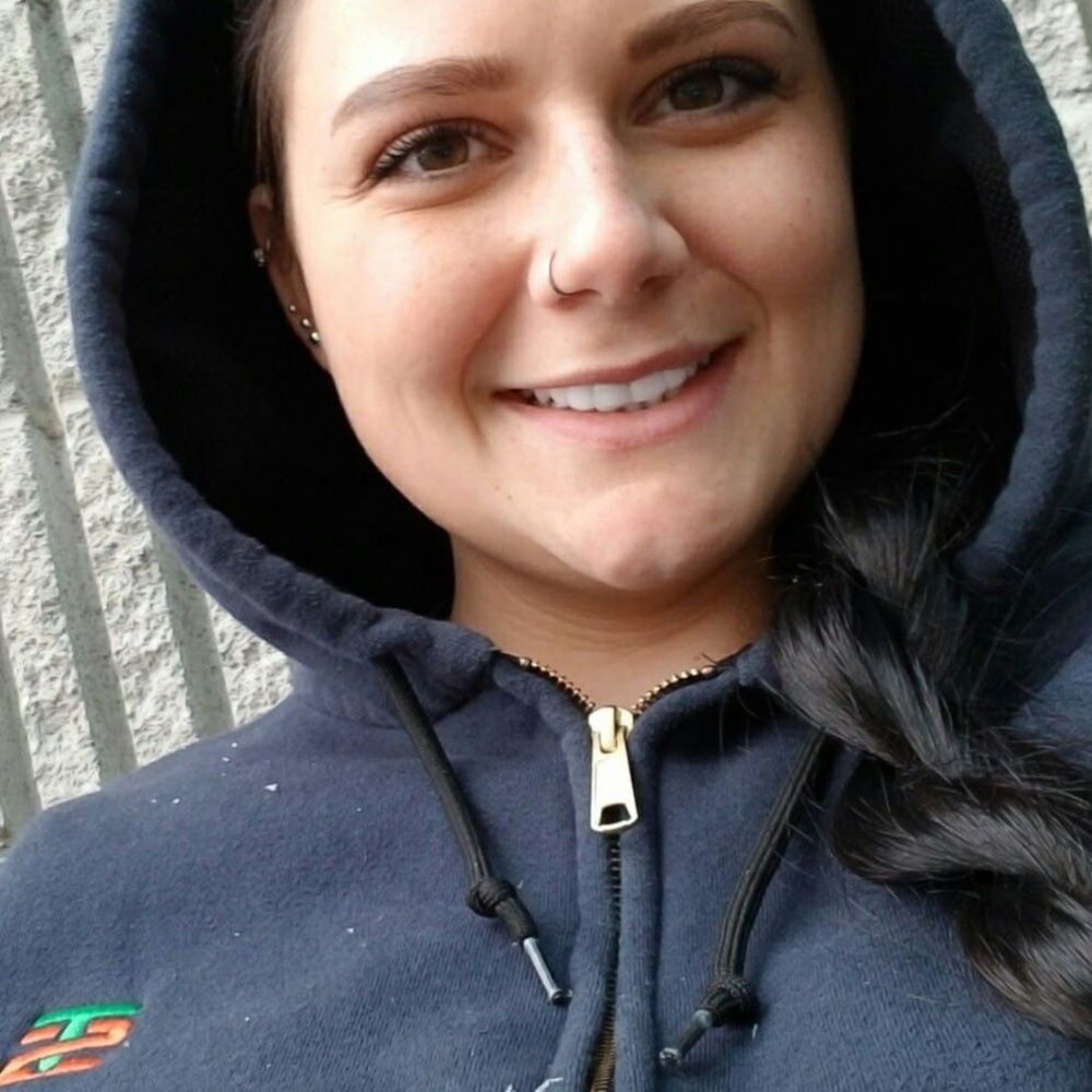 Meet your Posher, Alyssa